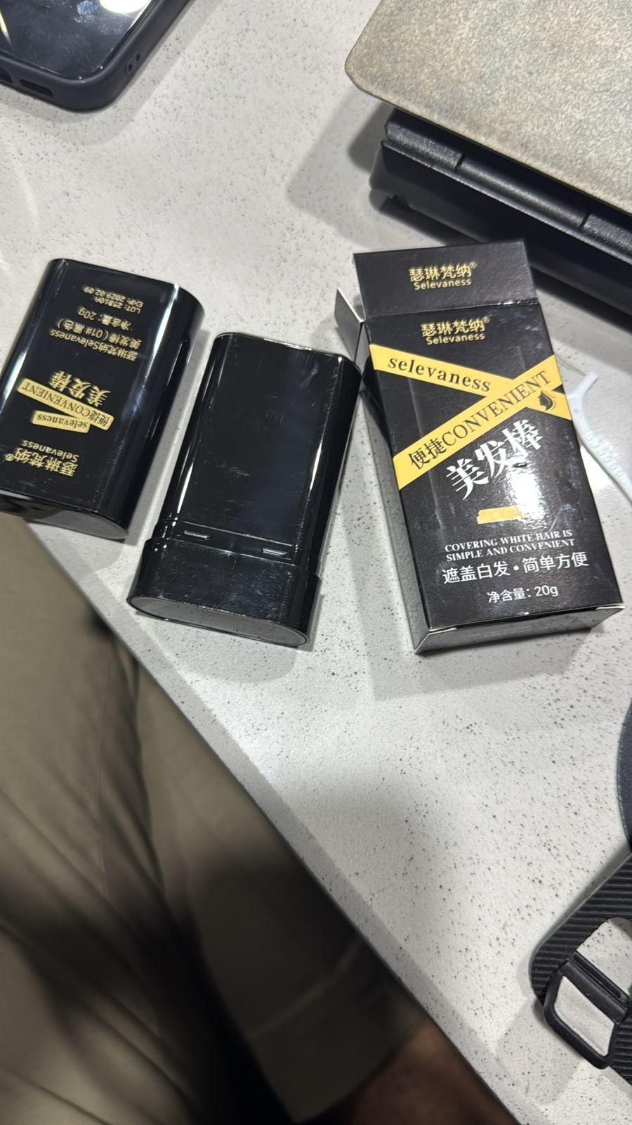 Covering White Hair is Simple and Convenient 20gm